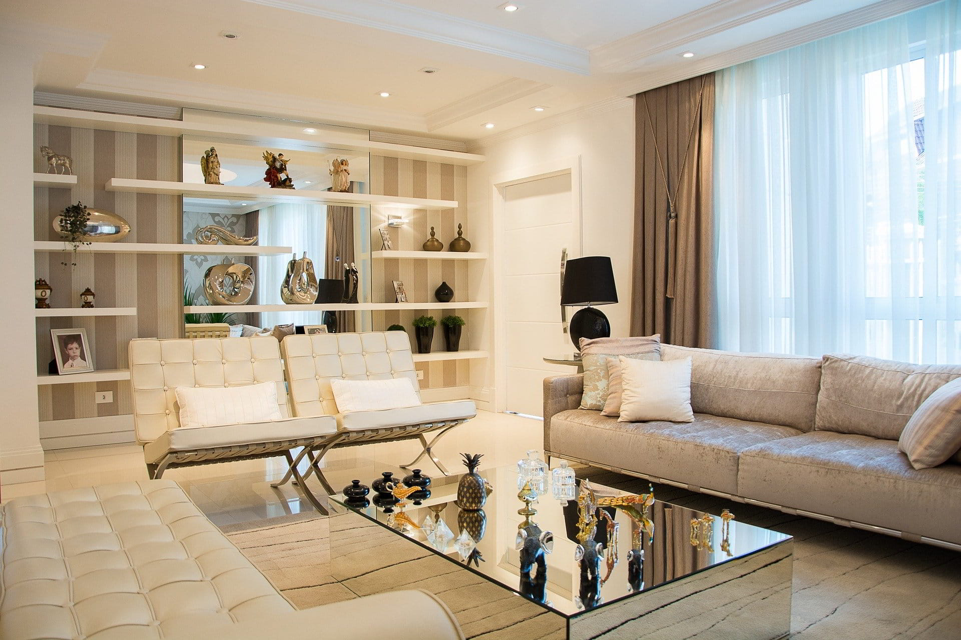 ¿Cómo distribuir los muebles en el living para lograr un espacio increíble?